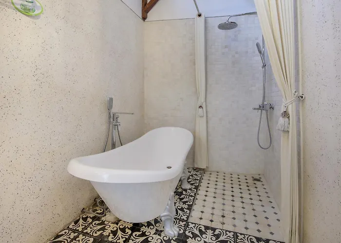 Casa Adeline